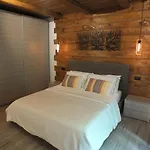 Tivania Dream - Hi-end Modern Attic Apartament *
