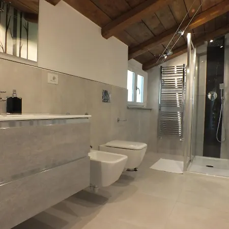 Tivania Dream - Hi-end Modern Attic Daire