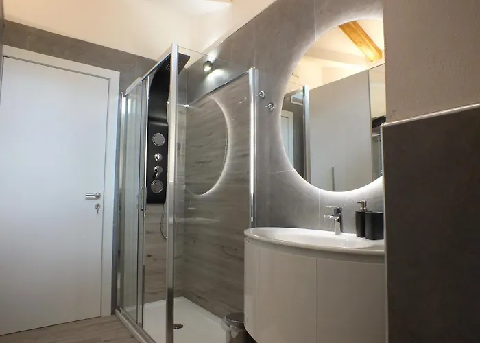 Tivania Dream - Hi-end Modern Attic